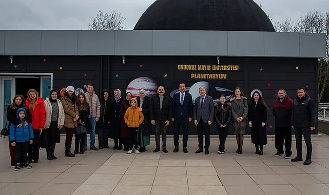 OMÜ PLANETARYUM'DA PERSONELE YÖNELİK GÖRSEL VE İŞİTSEL SUNUM DÜZENLENDİ