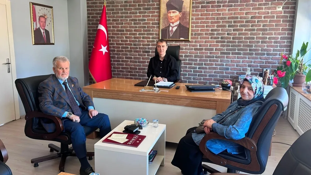 BASIN SÖZCÜSÜ KÖKSAL ÖNER’DEN MÜDÜR İSMAİL RAHMAN KÖSE’YE ANLAMLI ZİYARET