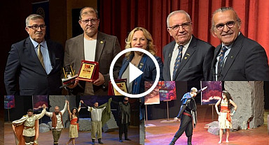 Atakum'da Cumhuriyet Bayramı kutlamaları coşkulu bir şekilde devam ediyor